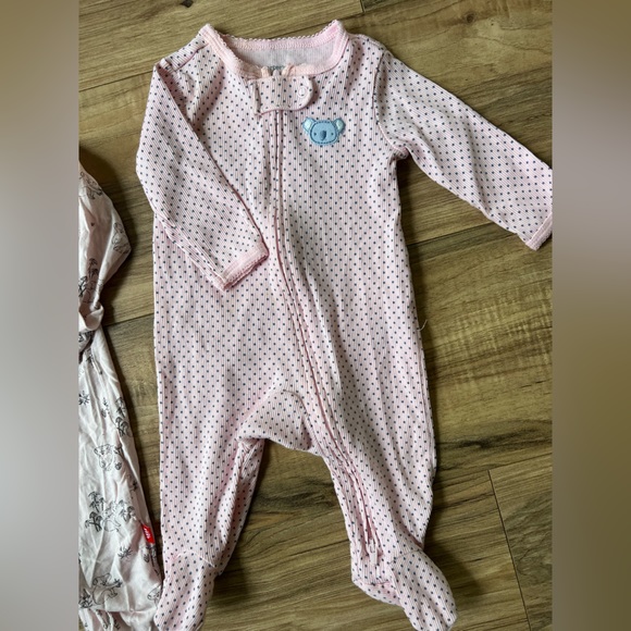 Bundle of 3 Pajamas - 3 months - Picture 3 of 4